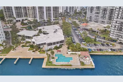 20281 E Country Club #CAB3, Aventura, FL 33180 - Photo 7