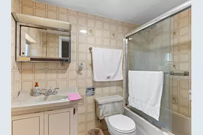 1828 SW 18th, Miami, FL 33145 - Photo 23