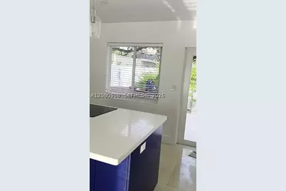 638 SW 5th #B, Fort Lauderdale, FL 33315 - Photo 3