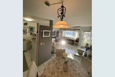925 SW 11th #1, Hallandale, FL 33009 - Photo 11
