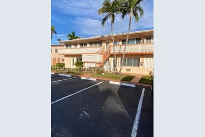 925 SW 11th #1, Hallandale, FL 33009 - Photo 13