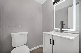 300 Bayview, Sunny Isles Beach, FL 33160 - Photo 17