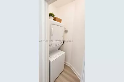 1900 N Bayshore #504, Miami, FL 33132 - Photo 11