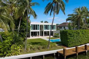 9407 E Broadview, Bay Harbor Islands, FL 33154 - Photo 25