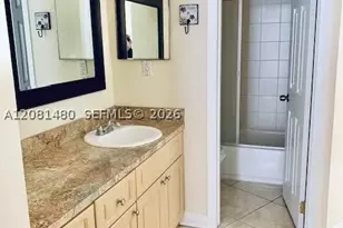 3475 N Country Club, Aventura, FL 33180 - Photo 13