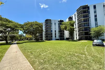 3475 N Country Club #615, Aventura, FL 33180 - Photo 17
