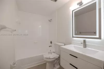 17350 NW 67th #301, Hialeah, FL 33015 - Photo 17