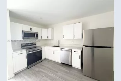 208 Meridian #6, Miami Beach, FL 33139 - Photo 1