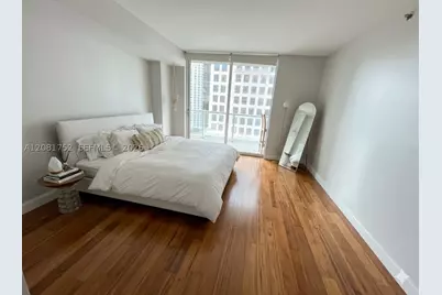 500 Brickell #1806, Miami, FL 33131 - Photo 7