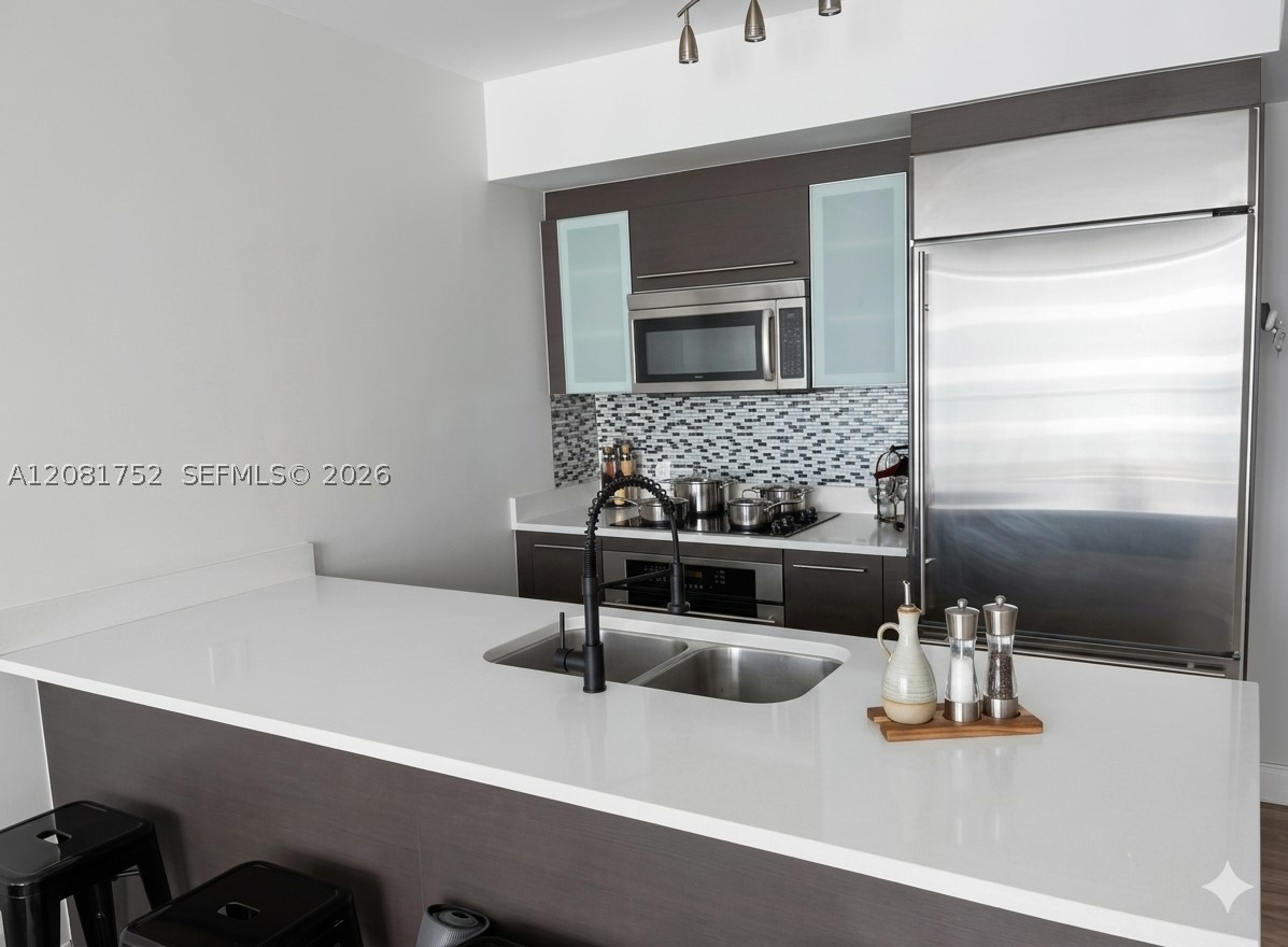 500 Brickell #1806 - 500 Brickell #1806, Miami, FL 33131 Luxury Property | Jose Angel Pina