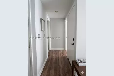 500 Brickell #1806, Miami, FL 33131 - Photo 5