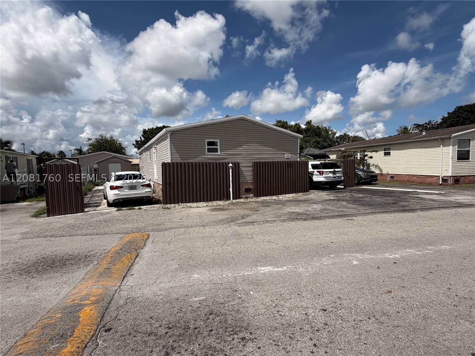 220 NE 12th - 220 NE 12th, Homestead, FL 33030 Luxury Property | Jose Angel Pina
