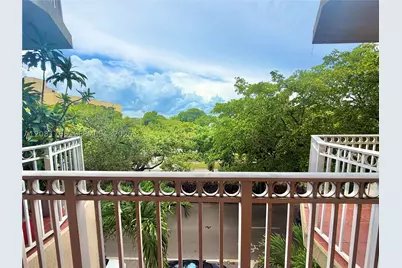 1650 Coral #504, Miami, FL 33145 - Photo 31