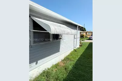 8640 SW 17th, Davie, FL 33324 - Photo 7