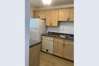 104 Gardens #101, Pompano Beach, FL 33069 - Photo 5