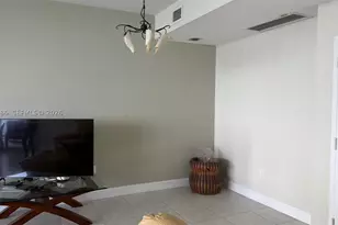 6301 Collins, Miami Beach, FL 33141 - Photo 13