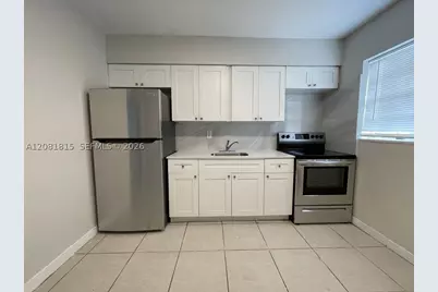 821 NW 7th #2, Hallandale Beach, FL 33009 - Photo 5