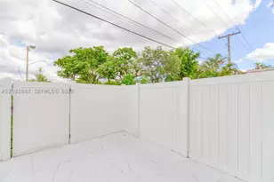5235 SW 40th, Dania Beach, FL 33314 - Photo 19