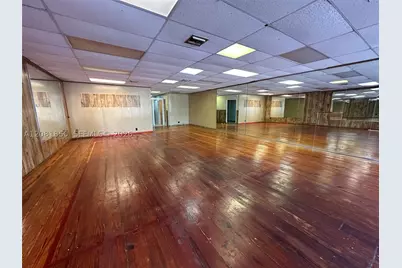 17122 W Dixie, North Miami Beach, FL 33160 - Photo 7