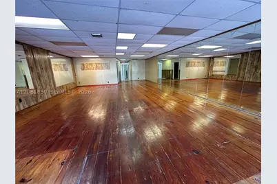 17122 W Dixie, North Miami Beach, FL 33160 - Photo 3