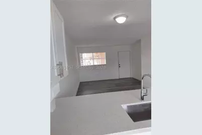 5435 W 24th #63, Hialeah, FL 33016 - Photo 5