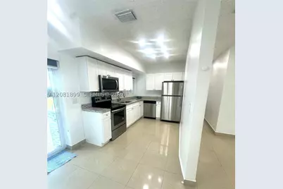 6605 W 6th, Hialeah, FL 33012 - Photo 5
