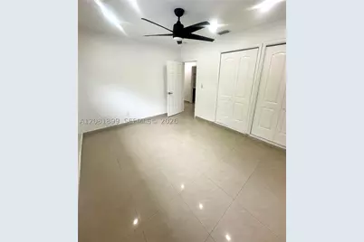 6605 W 6th, Hialeah, FL 33012 - Photo 11