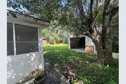 5033 Lexington, Jacksonville, FL 32210 - Photo 9