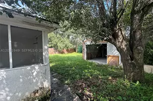 5033 Lexington, Jacksonville, FL 32210 - Photo 9