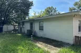 5033 Lexington, Jacksonville, FL 32210 - Photo 11