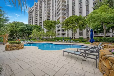 2000 Towerside #408, Miami, FL 33138 - Photo 9