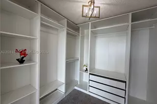 1000 Parkview, Hallandale Beach, FL 33009 - Photo 21