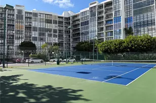 1000 Parkview, Hallandale Beach, FL 33009 - Photo 29