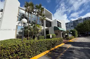 1000 Parkview, Hallandale Beach, FL 33009 - Photo 31