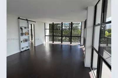 1000 Parkview #531, Hallandale Beach, FL 33009 - Photo 3