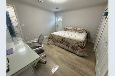 52 45th, Treasure Island, FL 33706 - Photo 15