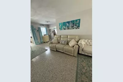 52 45th, Treasure Island, FL 33706 - Photo 5