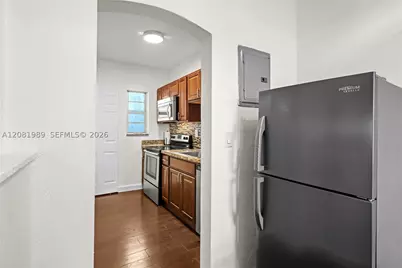 1032 Michigan #D, Miami Beach, FL 33139 - Photo 11