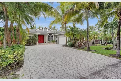 2105 SW 12th Terrace, Fort Lauderdale, FL 33315 - Photo 1