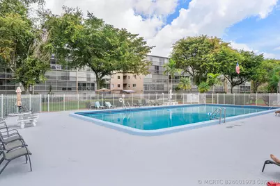 5200 Washington Street #301, Hollywood, FL 33021 - Photo 13