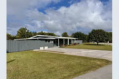 525 NE 27th Street, Wilton Manors, FL 33334 - Photo 9