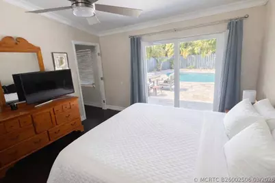 525 NE 27th Street, Wilton Manors, FL 33334 - Photo 25