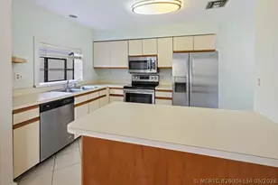 124 Chelsea Ln S, Plantation, FL 33324 - Photo 9
