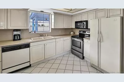 907 Marina Drive #401, North Palm Beach, FL 33408 - Photo 3