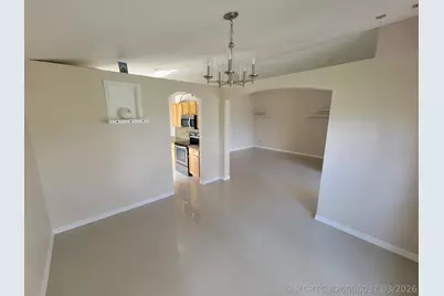 536 SW Indian Key Drive, Port Saint Lucie, FL 34986 - Photo 5