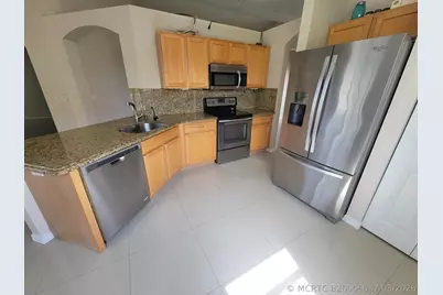 536 SW Indian Key Drive, Port Saint Lucie, FL 34986 - Photo 9