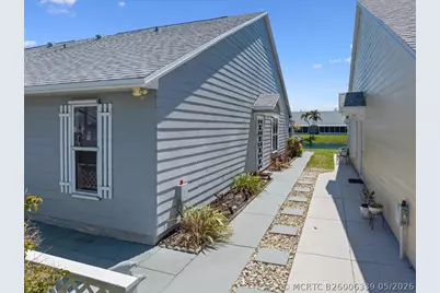 2538 SE Tropical East Circle, Port Saint Lucie, FL 34952 - Photo 5