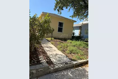 611 N F Street, Lake Worth Beach, FL 33460 - Photo 1