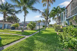 1432 S Lakeside Dr, Lake Worth, FL 33460 - Photo 7