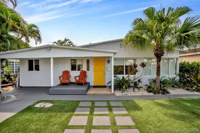 1229 NE 17th Avenue, Fort Lauderdale, FL 33304 - Photo 1